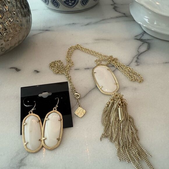 Kendra Scott Rayne necklace and earring set - Picture 5 of 5